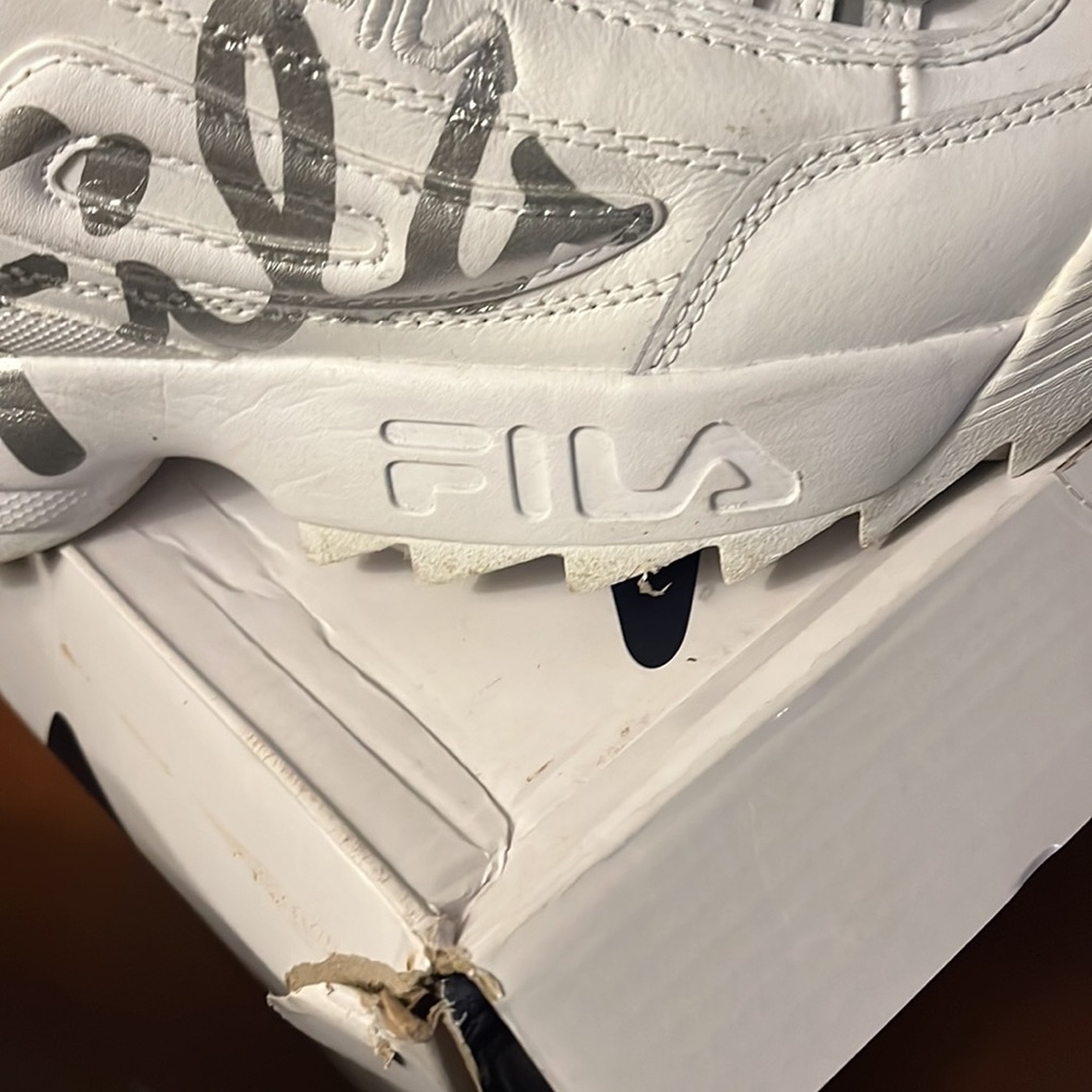 Fila good Condition size 9 - Picture 10 of 12